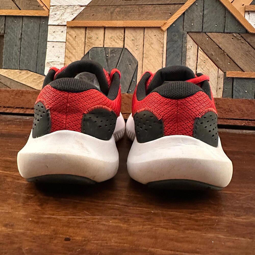 Under Armour Surge 4 AC GS Running Shoes 4.5Y - Picture 4 of 6